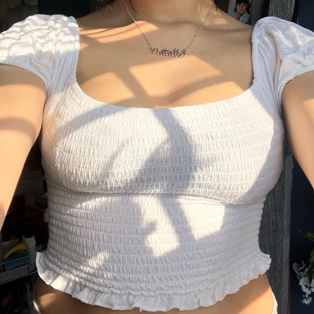 White Puffed Sleeve , Scrunched Top